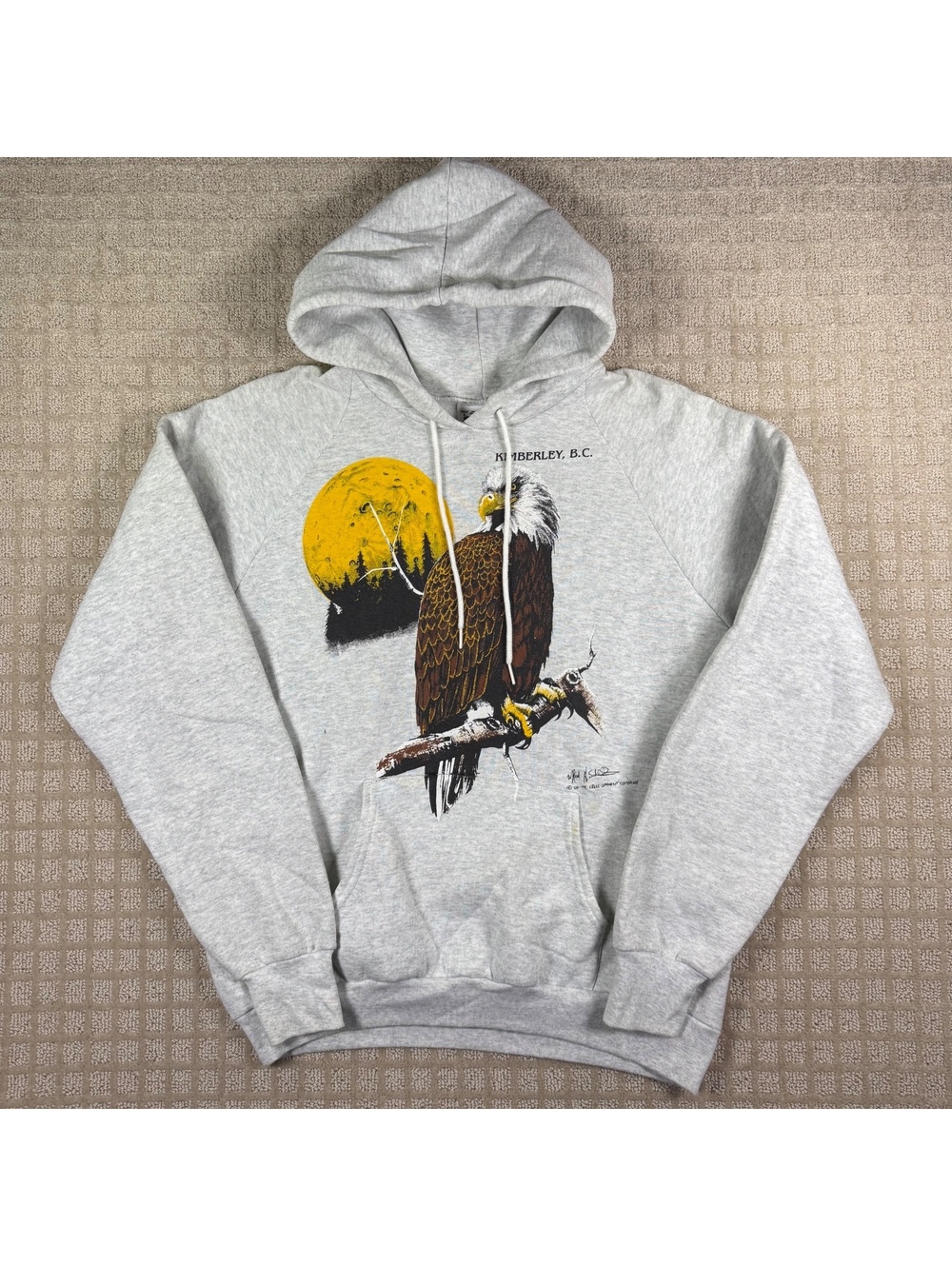 Fruit of the Loom Kimberley BC eagle hoodie L